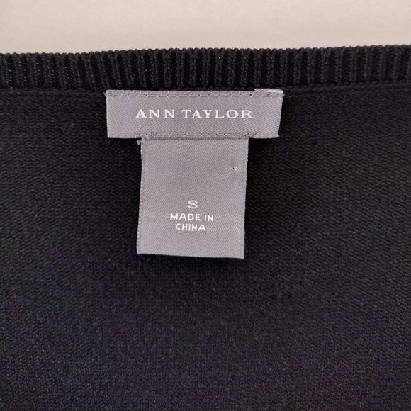 Ann Taylor Black Silk Blend Ruffled Knit Cardigan Sweater - Picture 10 of 11